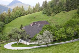 BH Poserer-0394-2023-05-27.jpg