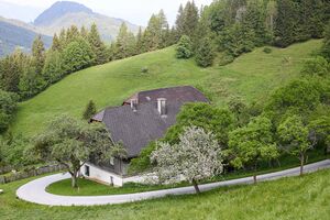 BH Poserer-0394-2023-05-27.jpg