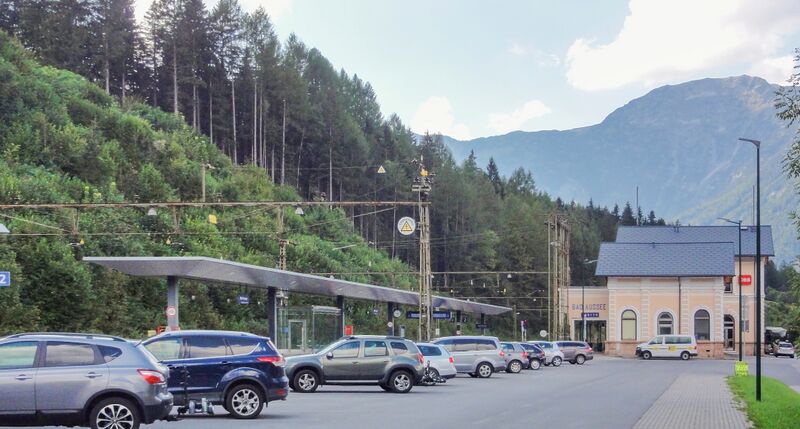 Datei:Bahnhof Bad Aussee.jpg