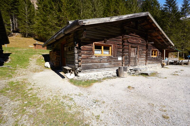 Datei:Eschachhütte-0119-2021-05-04 15.41.10.jpg