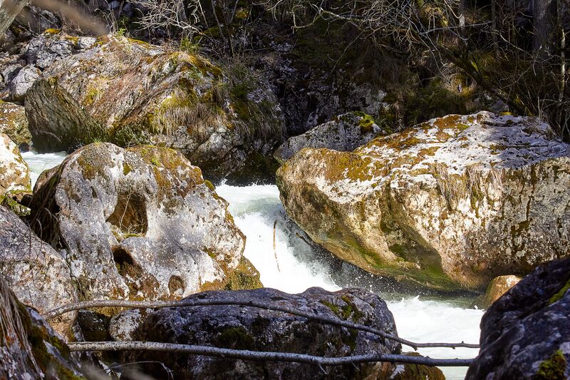 Datei:Klachauer gefällstufe-0063-2023-04-22.jpg