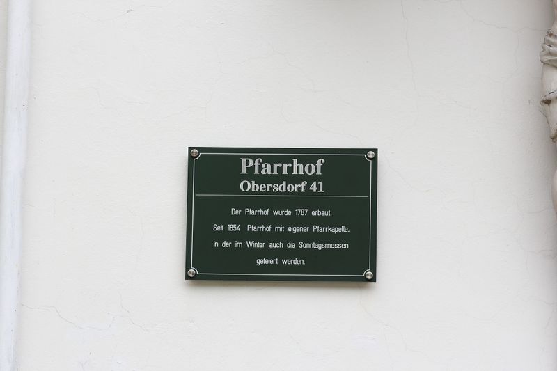 Datei:Pfarrhof -obersdf 44707 2017-05-04.jpg