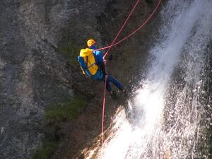 Salza Wasserfall 7688.jpg