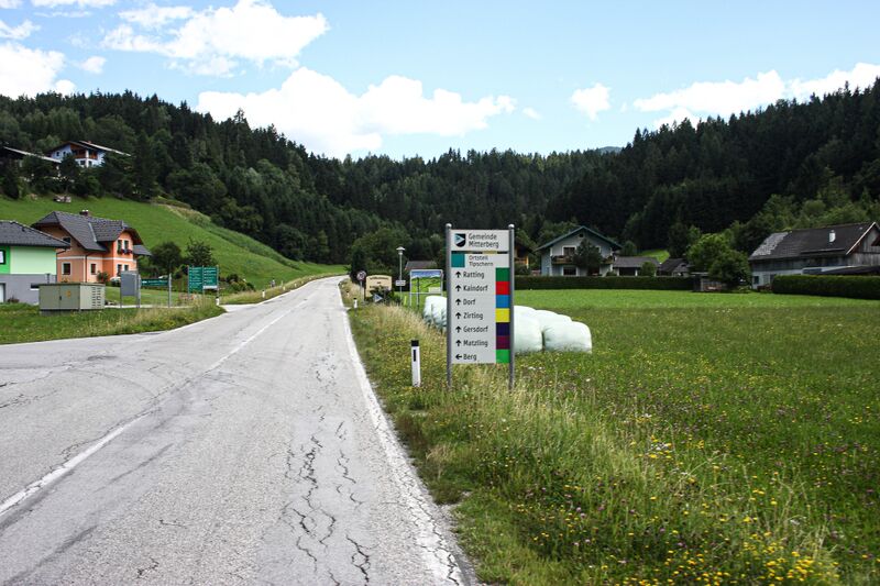 Datei:Mitterbergstraße-1000-2012-07-18.jpg