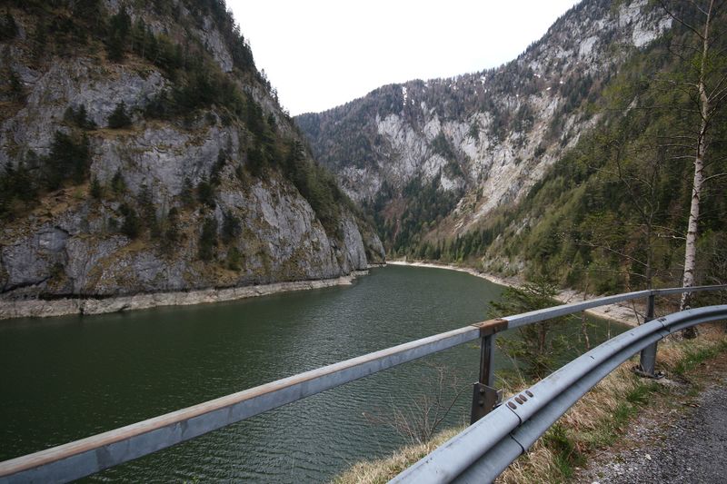 Datei:Salzastausee 20958 2016-04-15.jpg