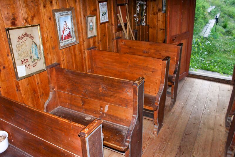 Datei:Bergkreuzkapelle walchen 66012 2014-07-01.jpg