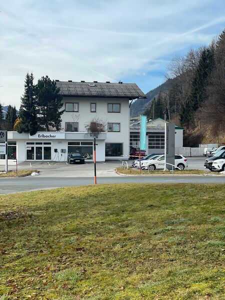 Datei:Autohaus erlbacher schladming-1000-2022-12-26.jpg
