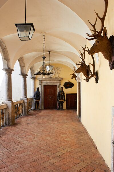 Datei:Burg strechau-300128-2023-05-04.jpg