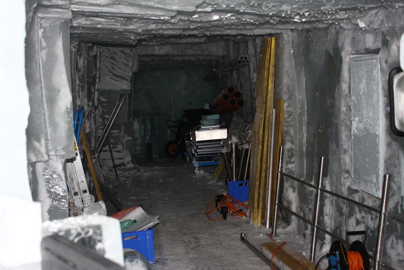 Datei:Eispalast dachsteingletscher 93000 2015-06-25.jpg