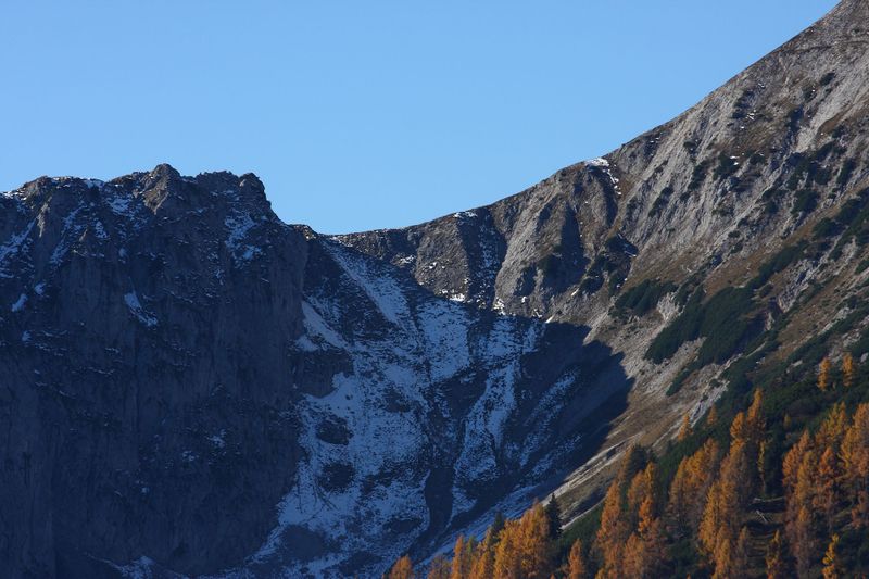Datei:Kammspitze -bergereck 12865 2015-10-27.jpg