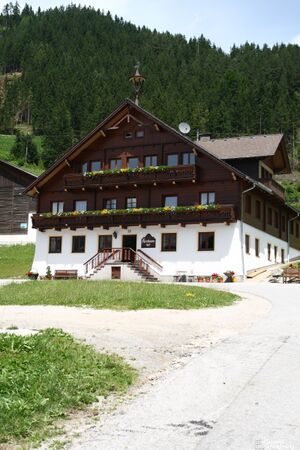 Kerschbaumerhof 7100.jpg