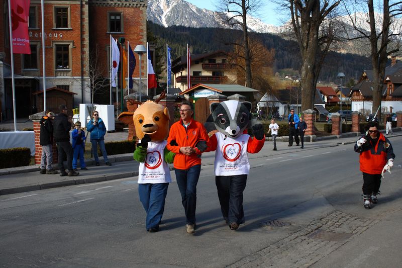 Datei:Spec.olymp17 38969 2017-03-16.jpg