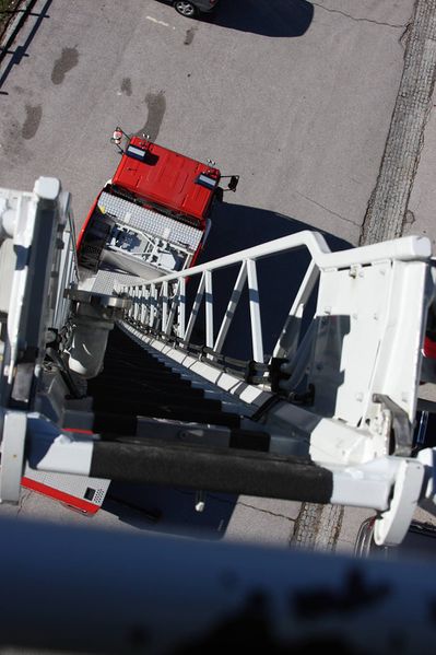 Datei:DLK-23-12 1457 2013-10-13.jpg