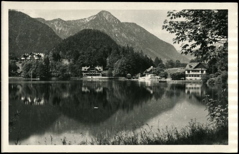 Datei:Grundlsee mit Seeklausbrücke 1942.jpg