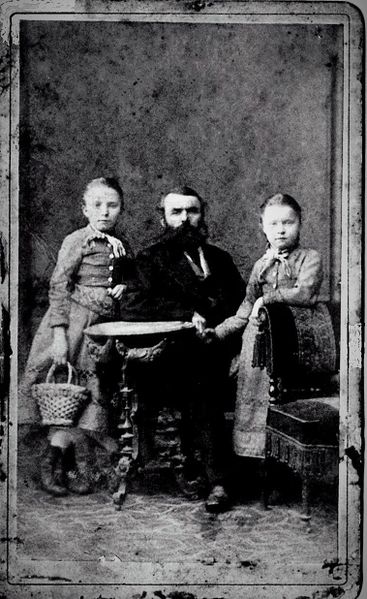 Datei:Familienchronik 0009 NEW 0001.jpg