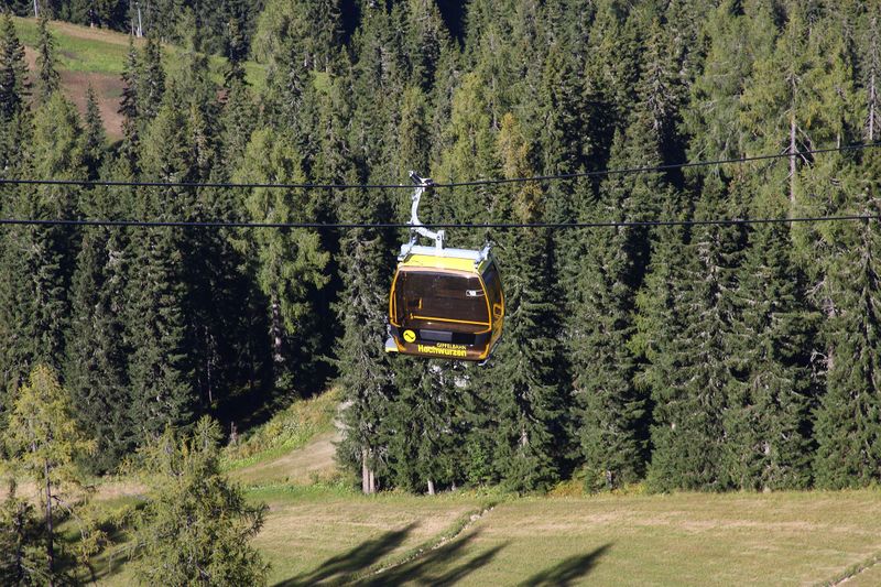 Datei:Gipfelbahn hochwurzen 73233 2014-09-29.jpg