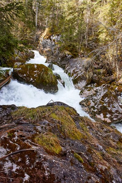 Datei:Klachauer gefällstufe-0101-2023-04-22.jpg
