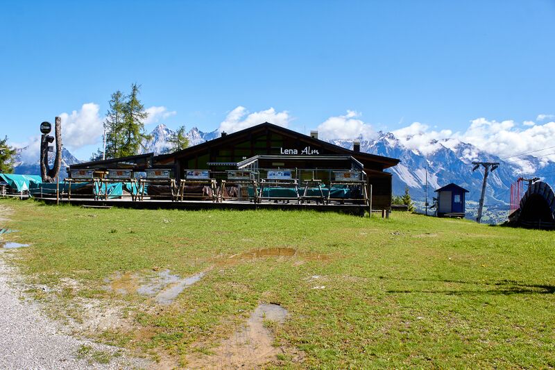 Datei:Lena alm-301017-2022-06-01.jpg