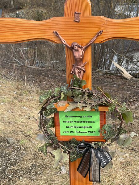 Datei:Busunglück schlösslkehre-1002-2023-03-13.jpg