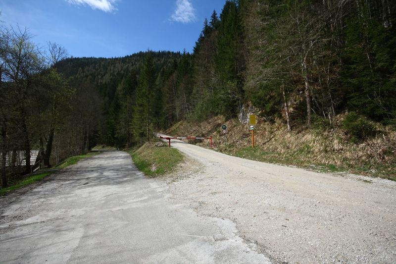 Datei:Pass-Stein-Straße 21024 2016-04-15.jpg