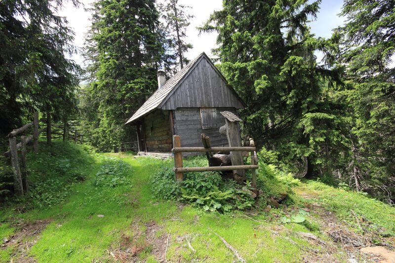 Datei:Sommeralm oppenberg 78040 2018-06-11.jpg