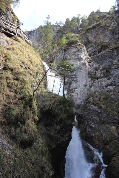 Datei:Wasserlochklamm palfau 70564 2018-04-23.jpg