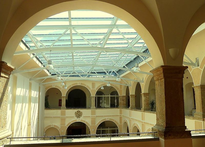 Datei:Schloss Röthelstein90954.JPG