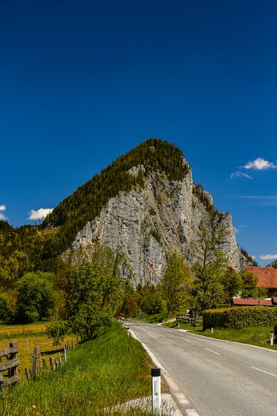 Datei:Himbeerstein gseis-2000-2021-05-26.jpg