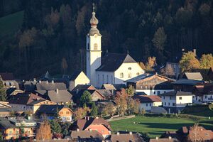 Kath. kirche haus-1004-2018-10-31.jpg