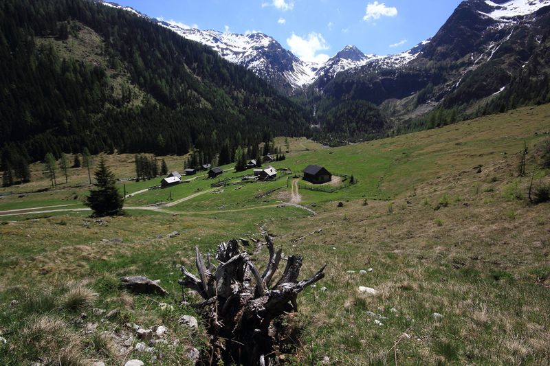 Datei:Sattental 45953 2017-05-19.jpg