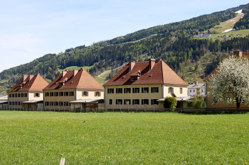 Datei:Bahnsiedlung schladming-31-2024-04-14.jpg