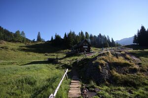 Duisitzkarseehütte 26266 2010-07-21.jpg