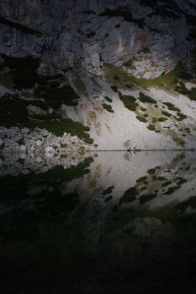 Datei:Hölltalsee 37094 2011-09-26.jpg