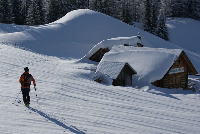 Datei:Fahrlechhütte 5715 2012-03-20.jpg