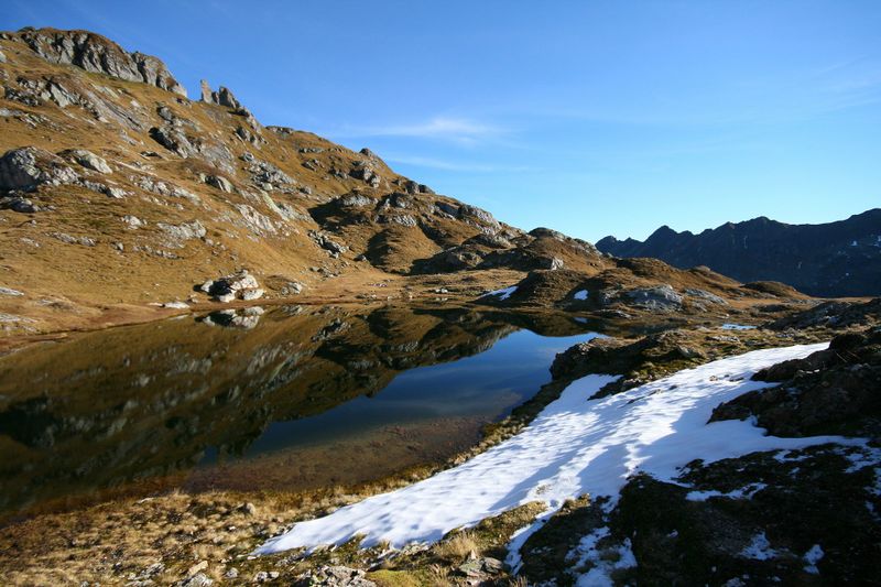 Datei:Bergseen himmelreich-giglach 8259 2007-10-15.jpg