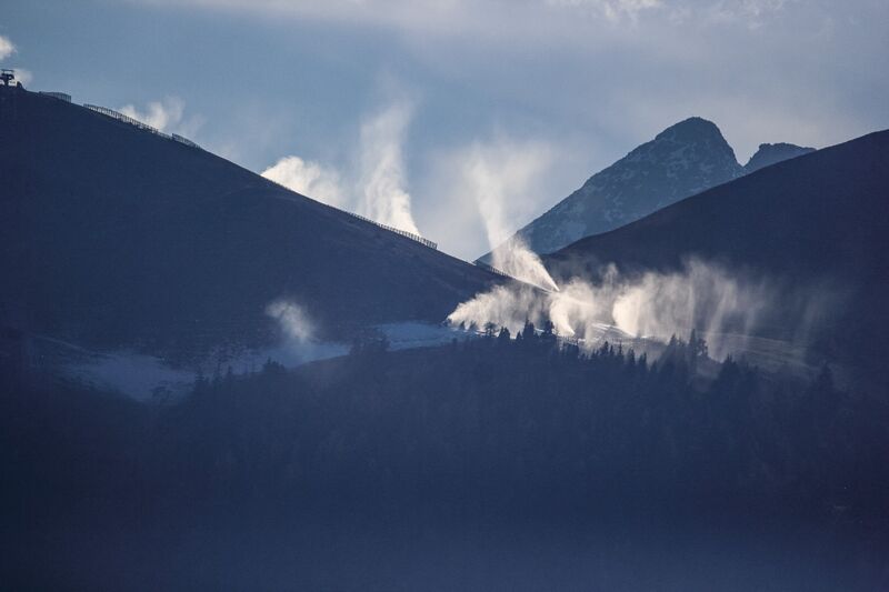 Datei:Kunstschnee galsterberg 91237 2018-11-17.jpg