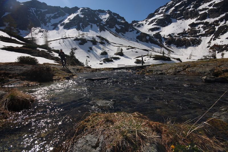 Datei:Moaralmsee-höchstein 2507 2009-05-17.jpg