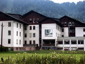 Schülerheim schladming-3000-2002-07-13.jpg
