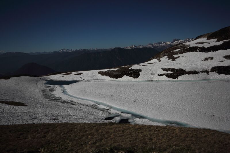 Datei:Augstsee loser 50337 2017-06-11.jpg