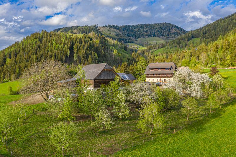 Datei:Hochhuberhof Manuel Capellari.jpg