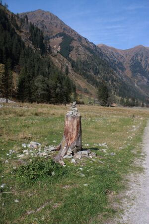Kleinsölkertal 74446 2014-10-07.jpg