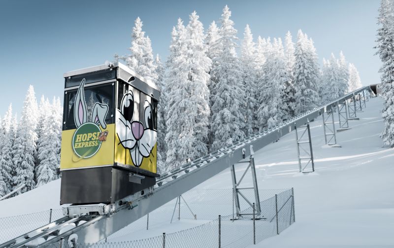 Datei:Hopsi-Winterkinderland hopsi express.jpg