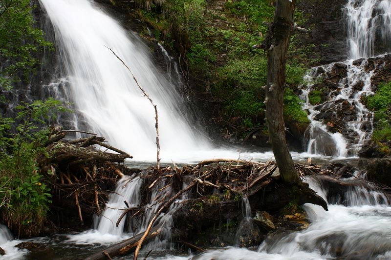 Datei:Wasserfall Großsölkbach 60646 2014-06-15.jpg