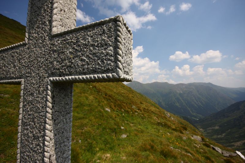 Datei:Glattjochkreuz 1287 13-08-06.jpg