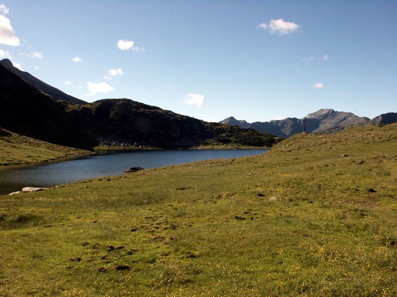 Datei:Oberhüttensee 5495 2003-07-02.jpg