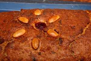 Kletzenbrot fertig 80198 2014-12-11.jpg