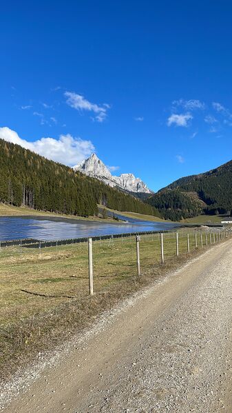 Datei:Solarkraftwerk kaiserau-1000-2022-11-14.jpg