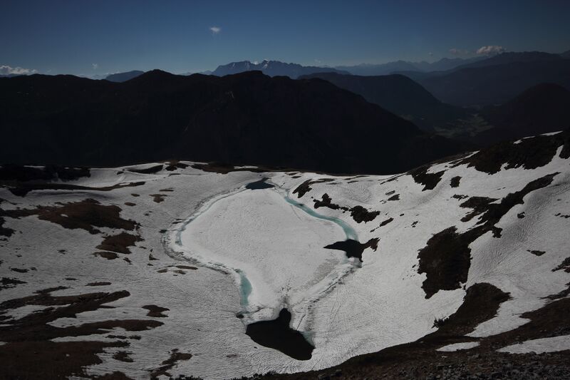 Datei:Augstsee loser 50352 2017-06-11.jpg