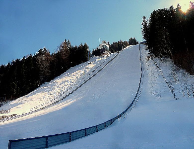 Datei:Skiflugschanze kulm 34946 2014-01-20.JPG