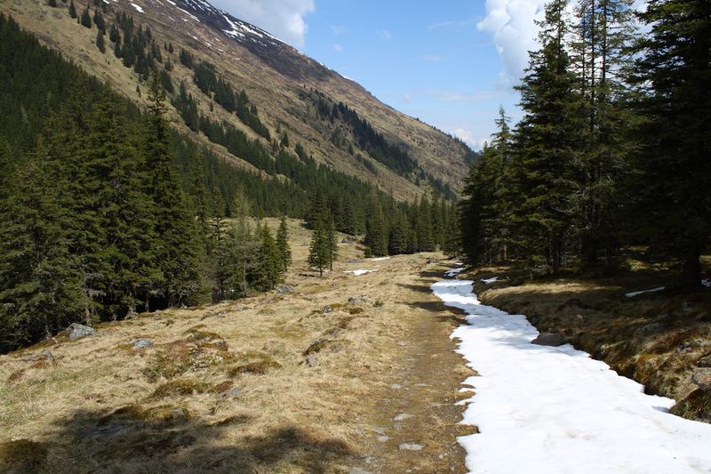 Datei:Strickerkar 55666 2014-05-02.jpg